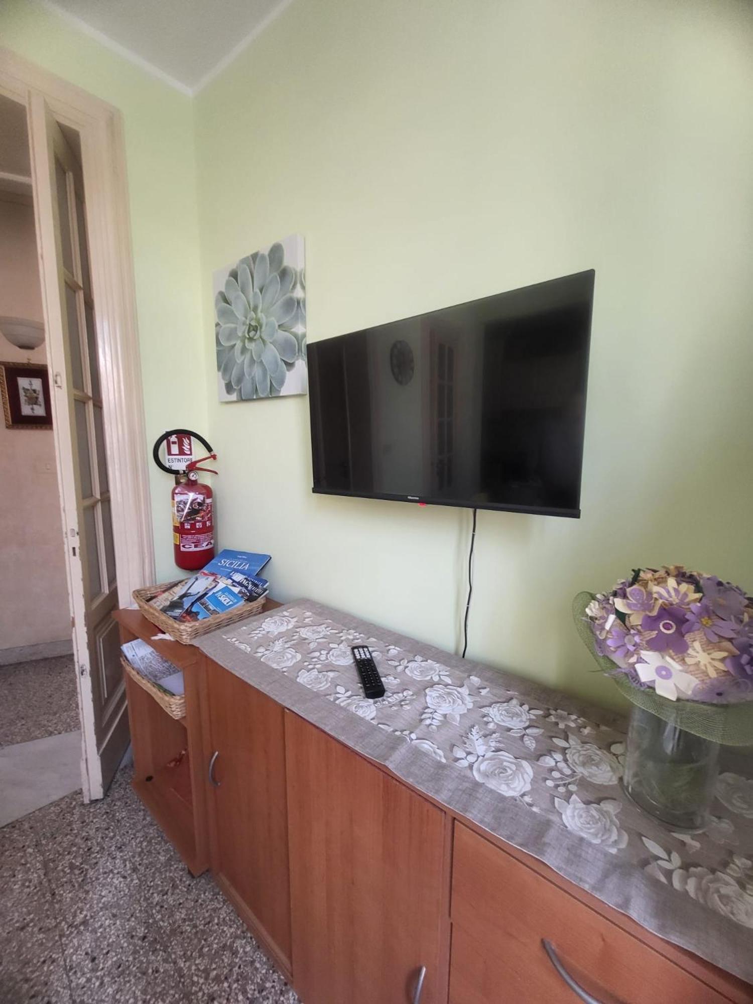 Palazzo Vitrano - Tourist Apartment Catânia Exterior foto